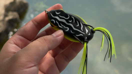 Topwater-Frog-Lure